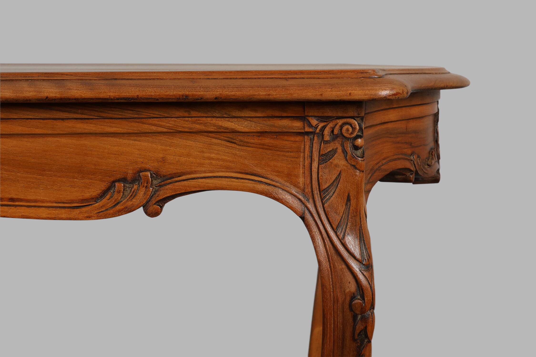 Late 19th‑century Walnut side table in the Louis XV style, France