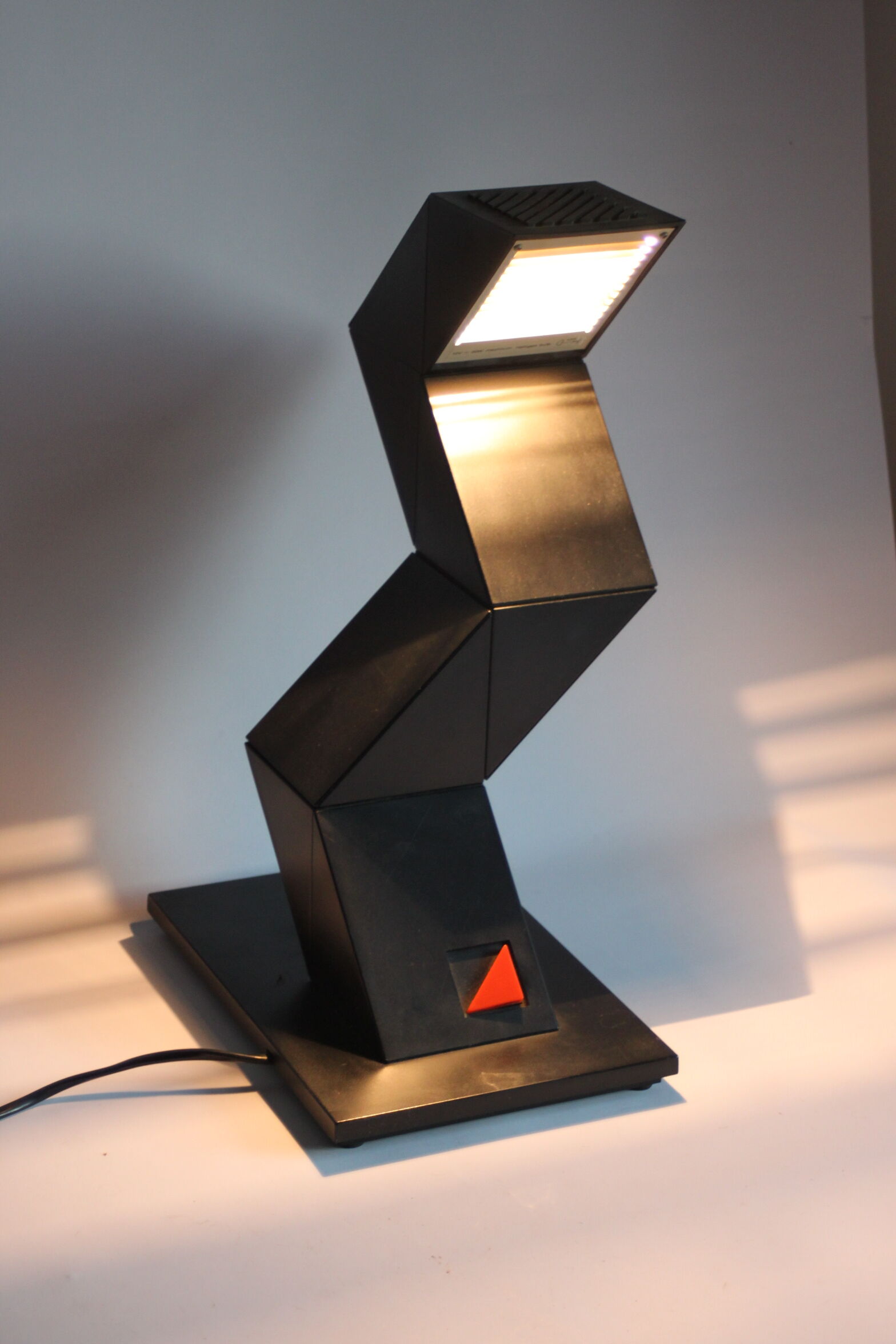 Zig Zag desk lamp by Shui Shan for Elite Lighting, 1980s