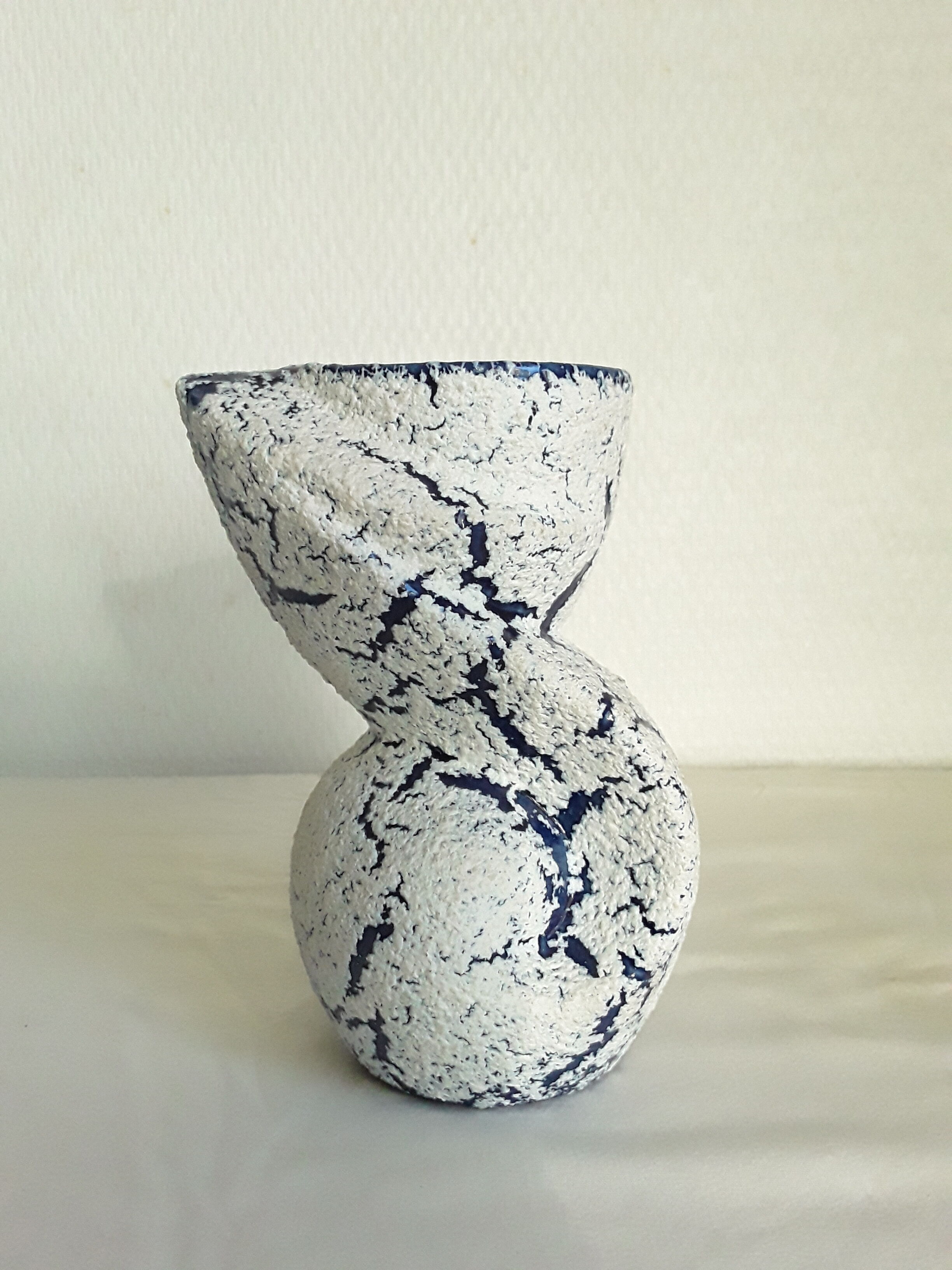 Vintage snowsandstone vase
