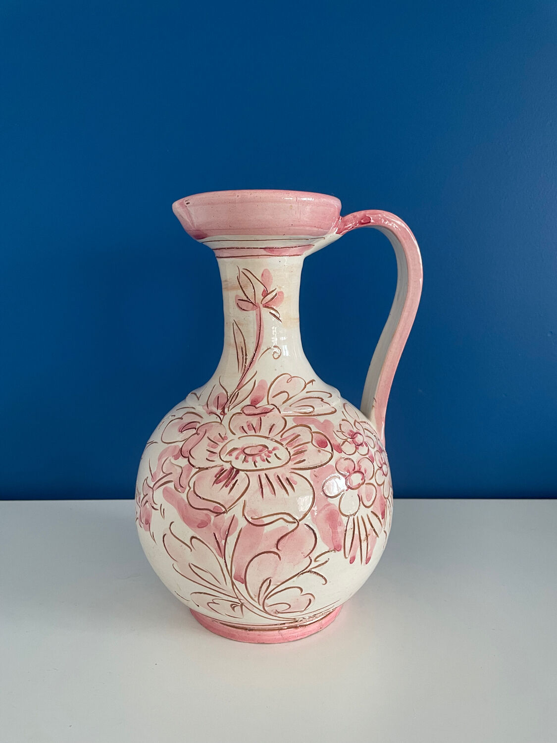 Italian pink and white pitcher vase