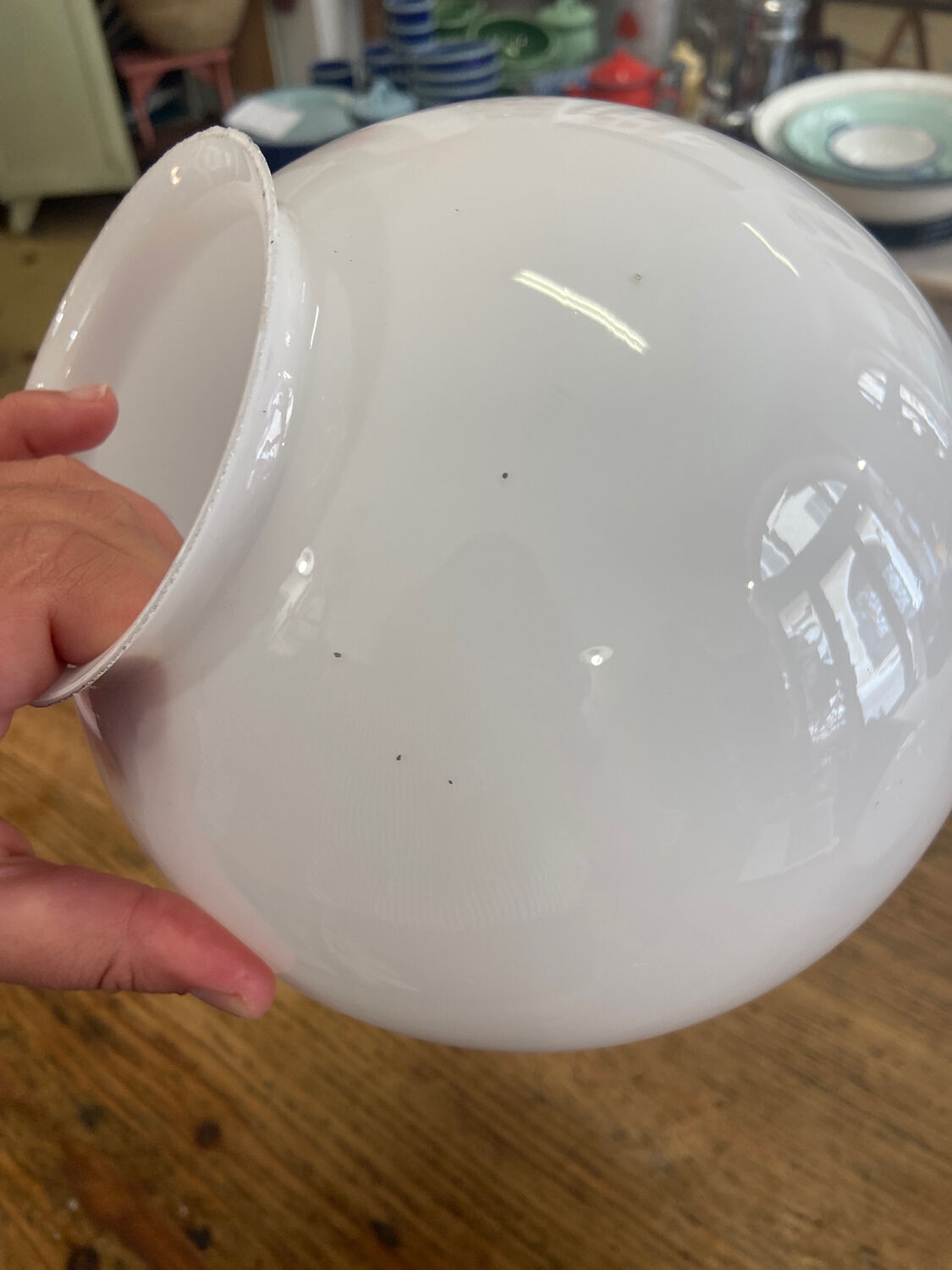 White glass lampshade globe