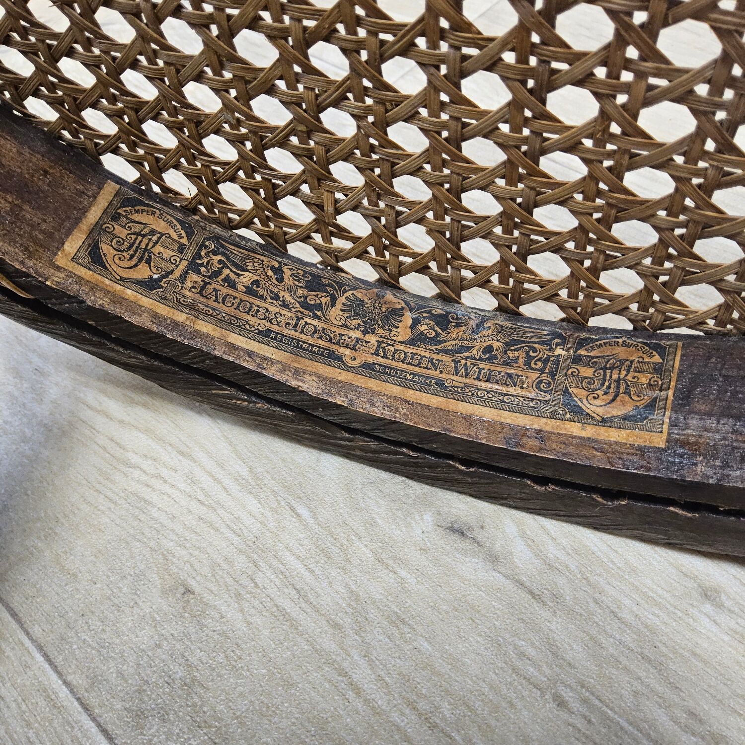 Chaise viennoise antique Art Nouveau de Jakob et Josef Kohn (Thonet)