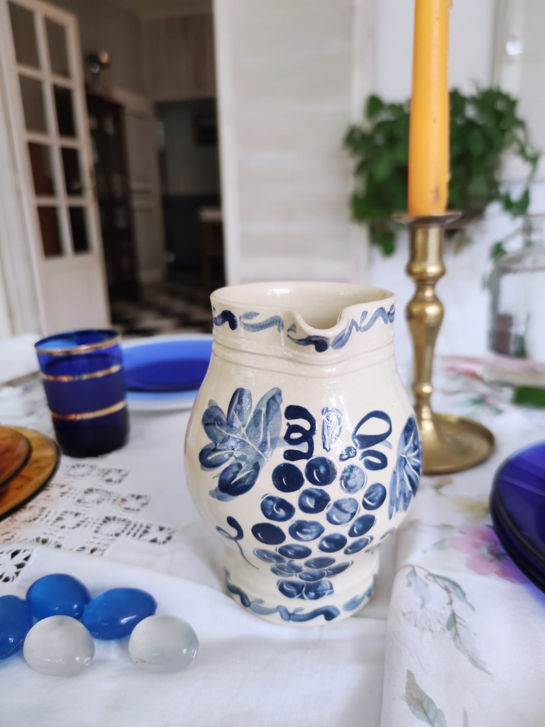 Decanter with grape blue decoration