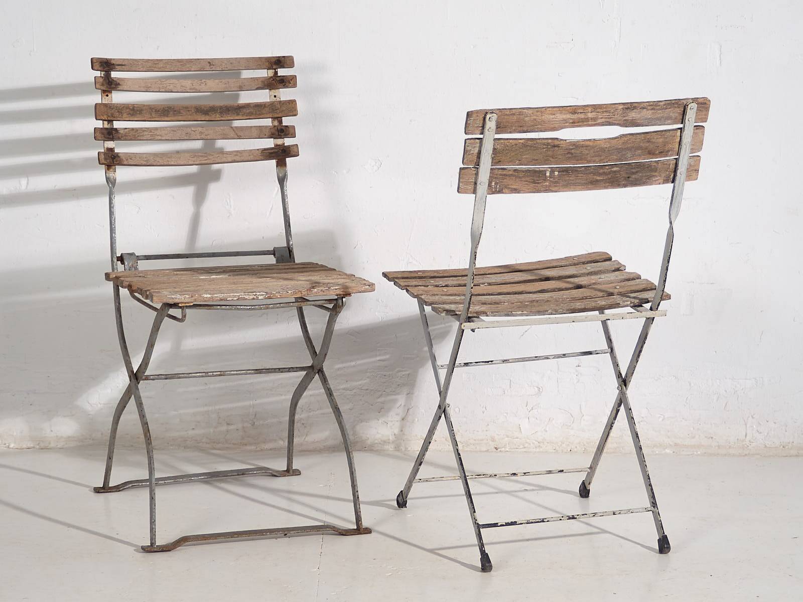 Antique folding garden chairs (c.1920). Set of 2 pieces no. 2