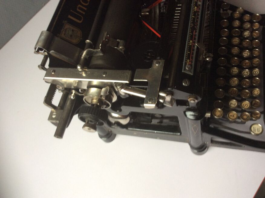 Machine à écrire UNDERWOOD n°5 - Techneekolor