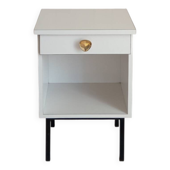 Table de chevet