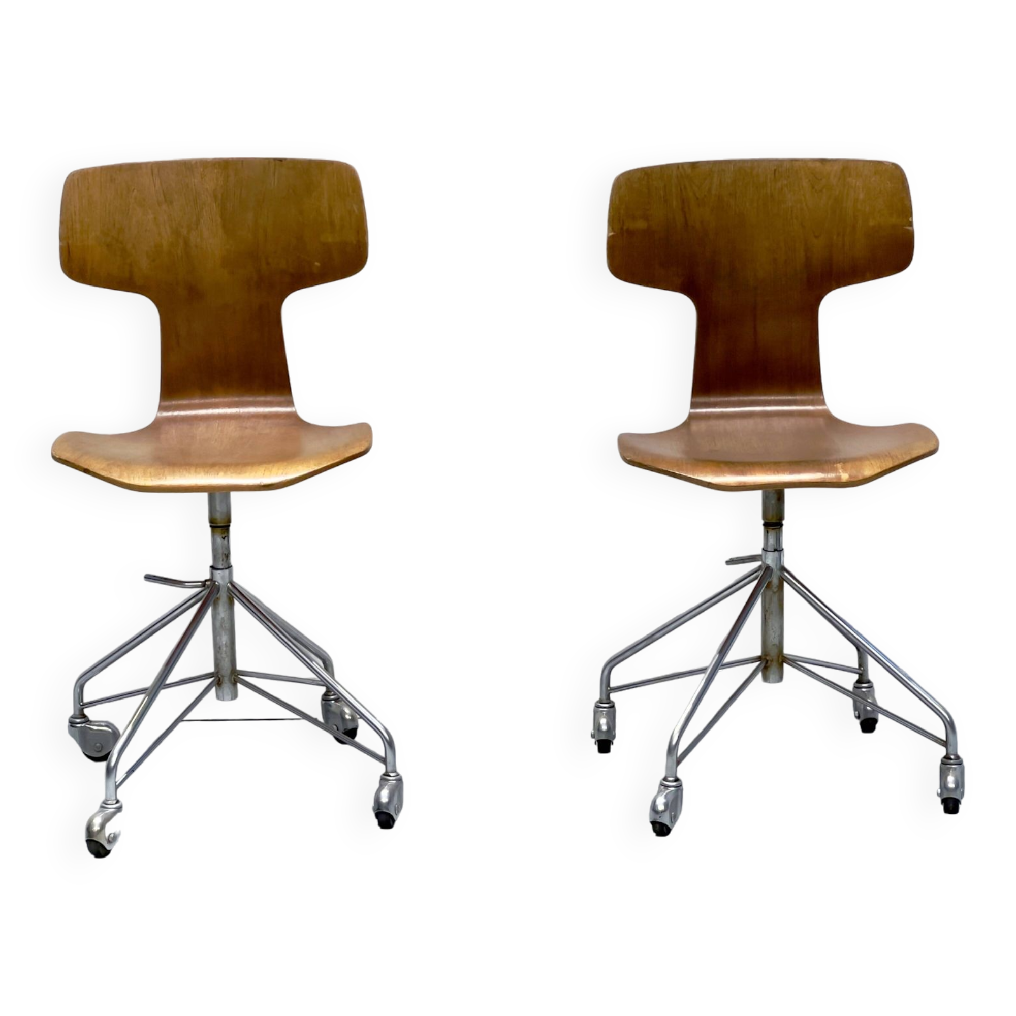 Set of 2 swivel chairs Model 3113 by Arne Jacobsen, Fritz Hansen, 1960s