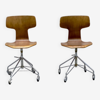 Set de 2 chaises pivotantes Modèle 3113 par Arne Jacobsen, Fritz Hansen, 1960s