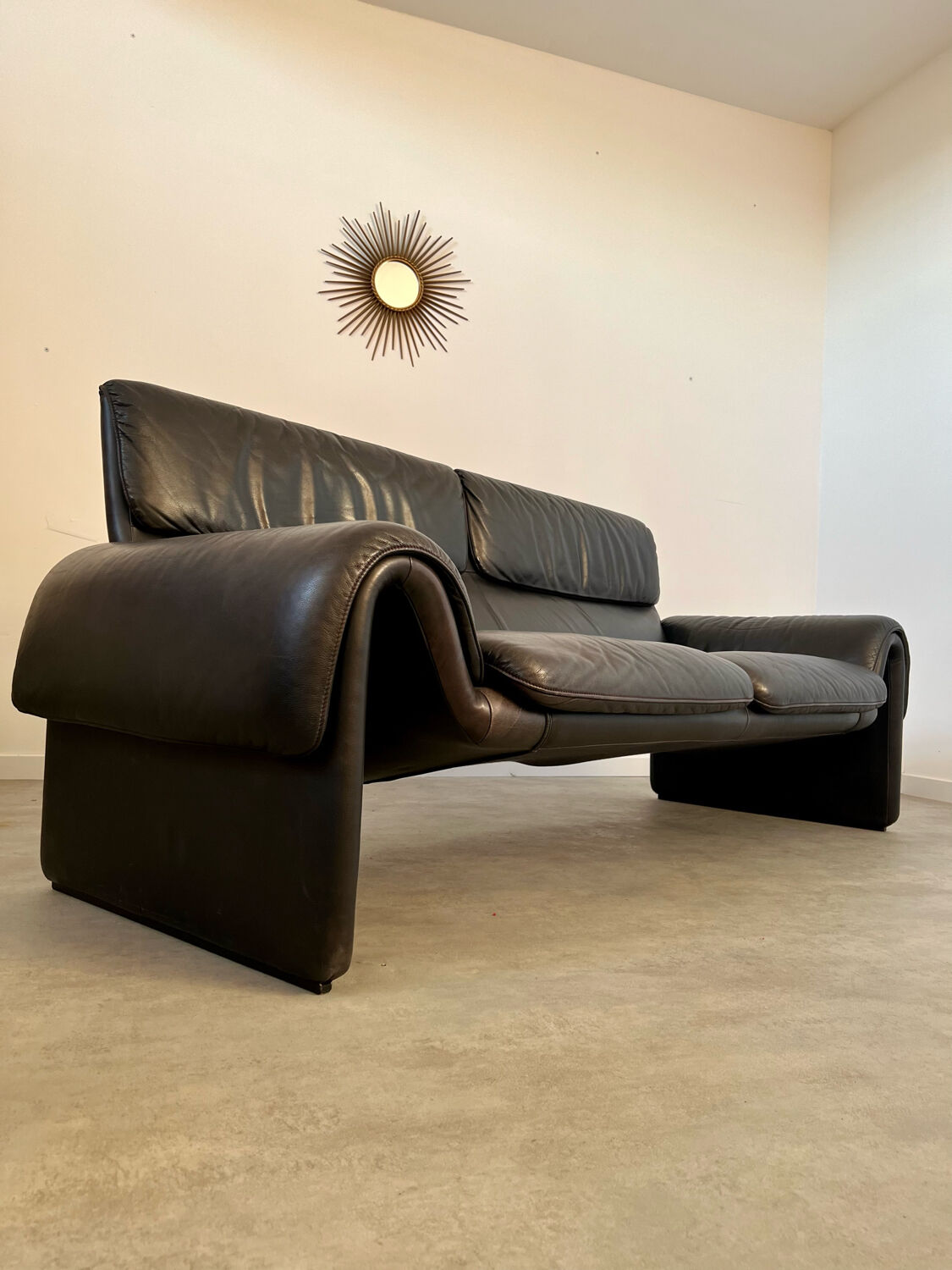 Sofa DESEDE DS-2011 2/3 seater vintage leather design of the 80s