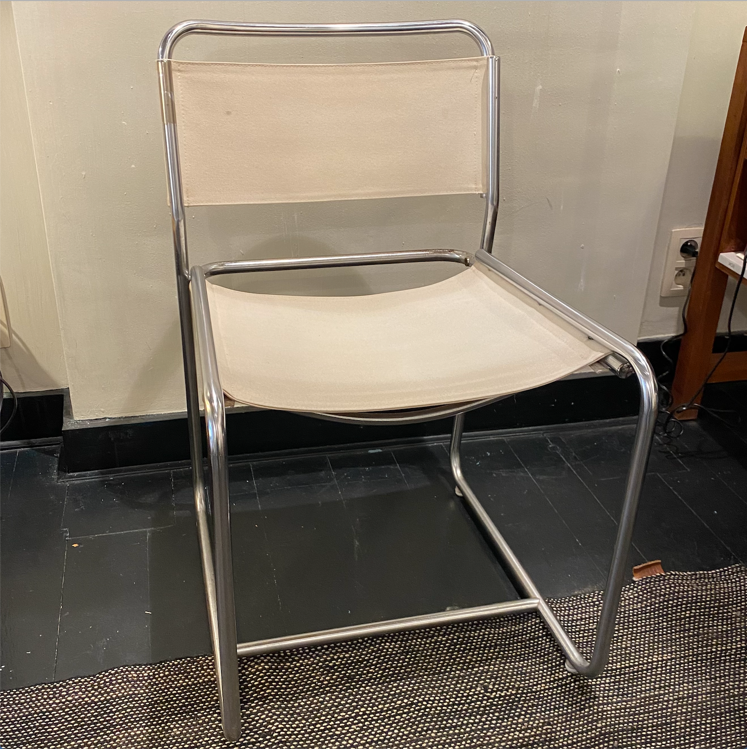 SE18 Chairs Claire Bataille and Paul Ibens for t'Spectrum