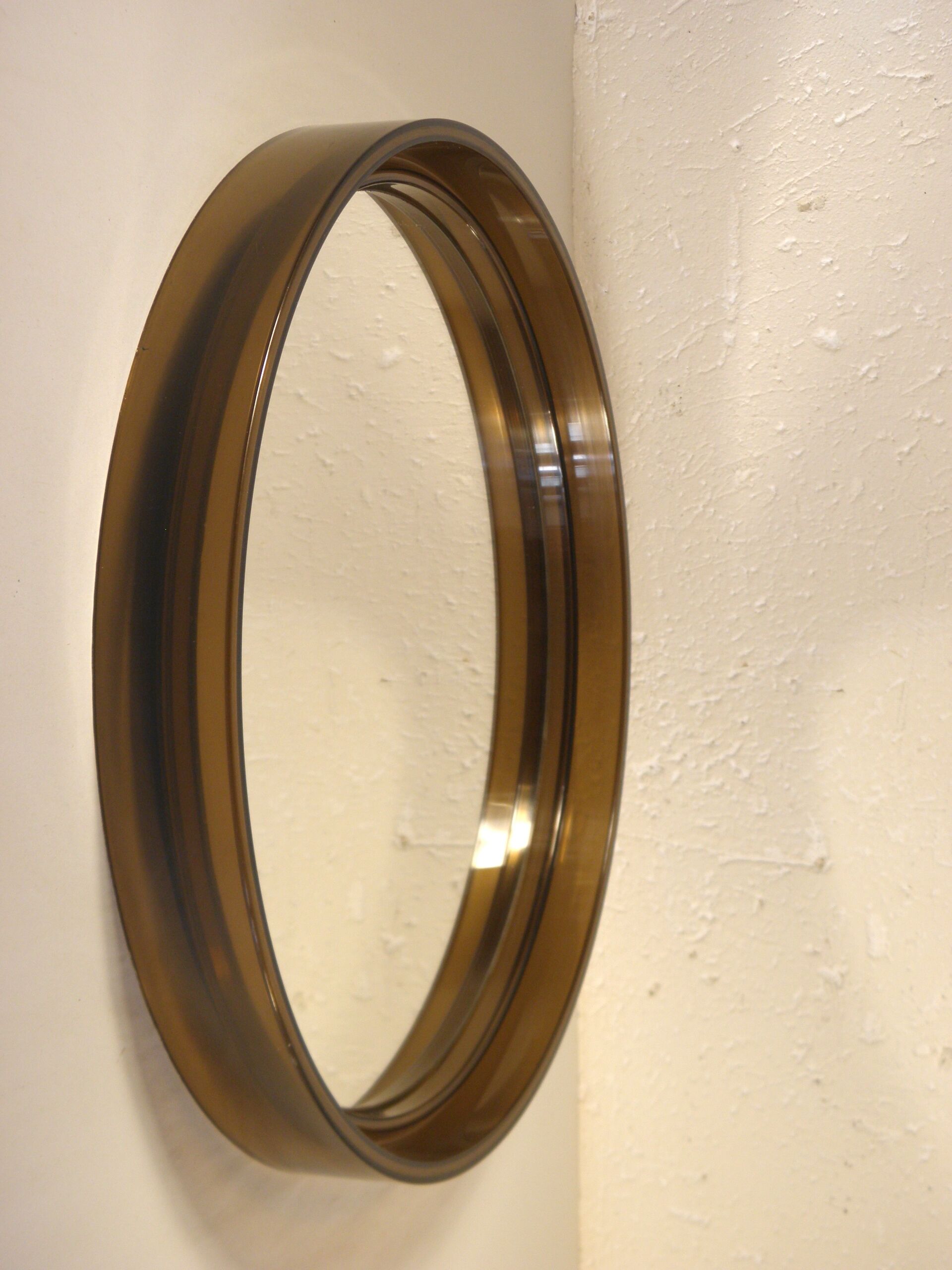 Round mirror 70s