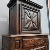 Armoire deux corps haut en retrait style Louis XIII