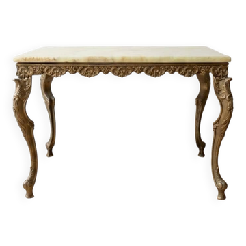 Table basse en marbre doré style rustique