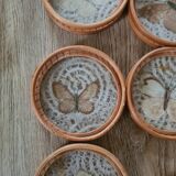 Old bamboo and rattan tray / 6 butterfly coasters / entomology height 4 cm / diameter 28 cm