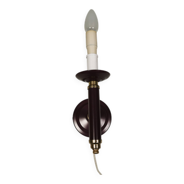 Wall lamp from Swedish Belid 1990s, in a beautiful aubergine purple colour.