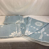 Oval tablecloth and 6 towels