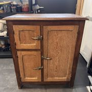 Vieux meuble frigo / glacière