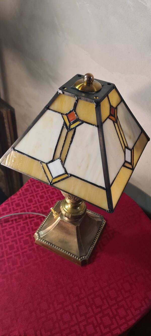 Lampe art deco bronze et laiton h40x30 abat jour style verre tiffany