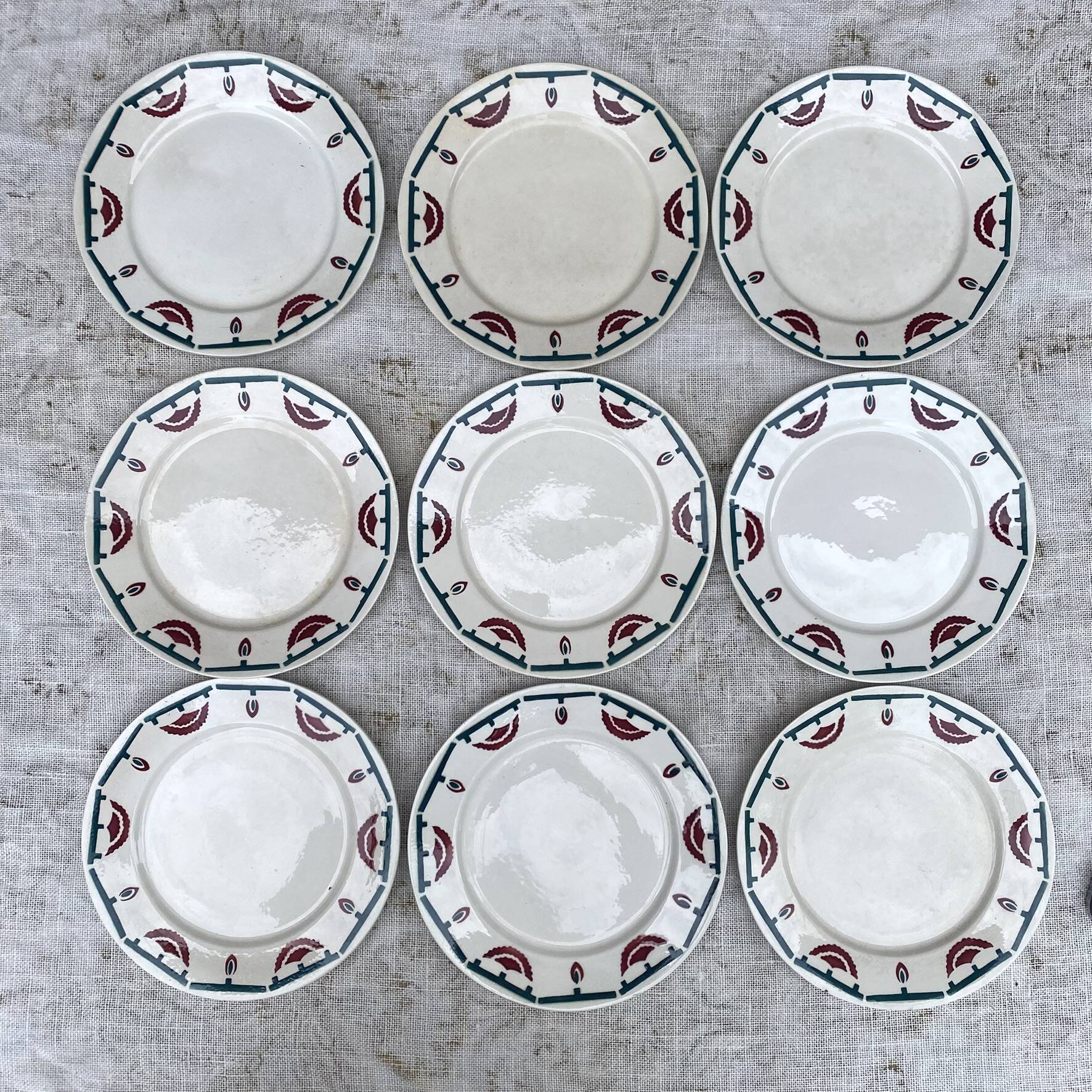 assiettes plates art déco badonviller El d'jem