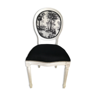 Medallion chair