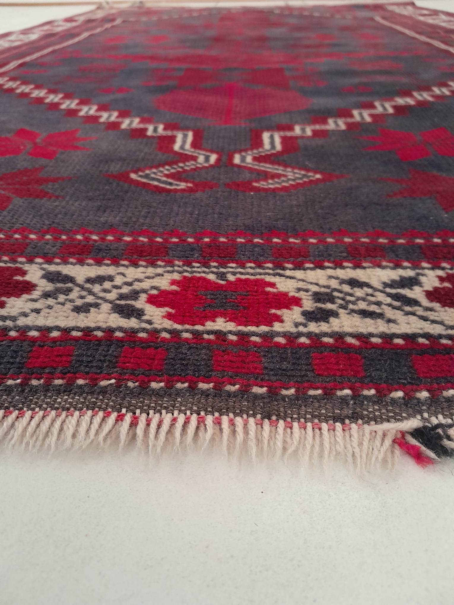 Anatolian carpet Yagcebedir handmade 185x107cm