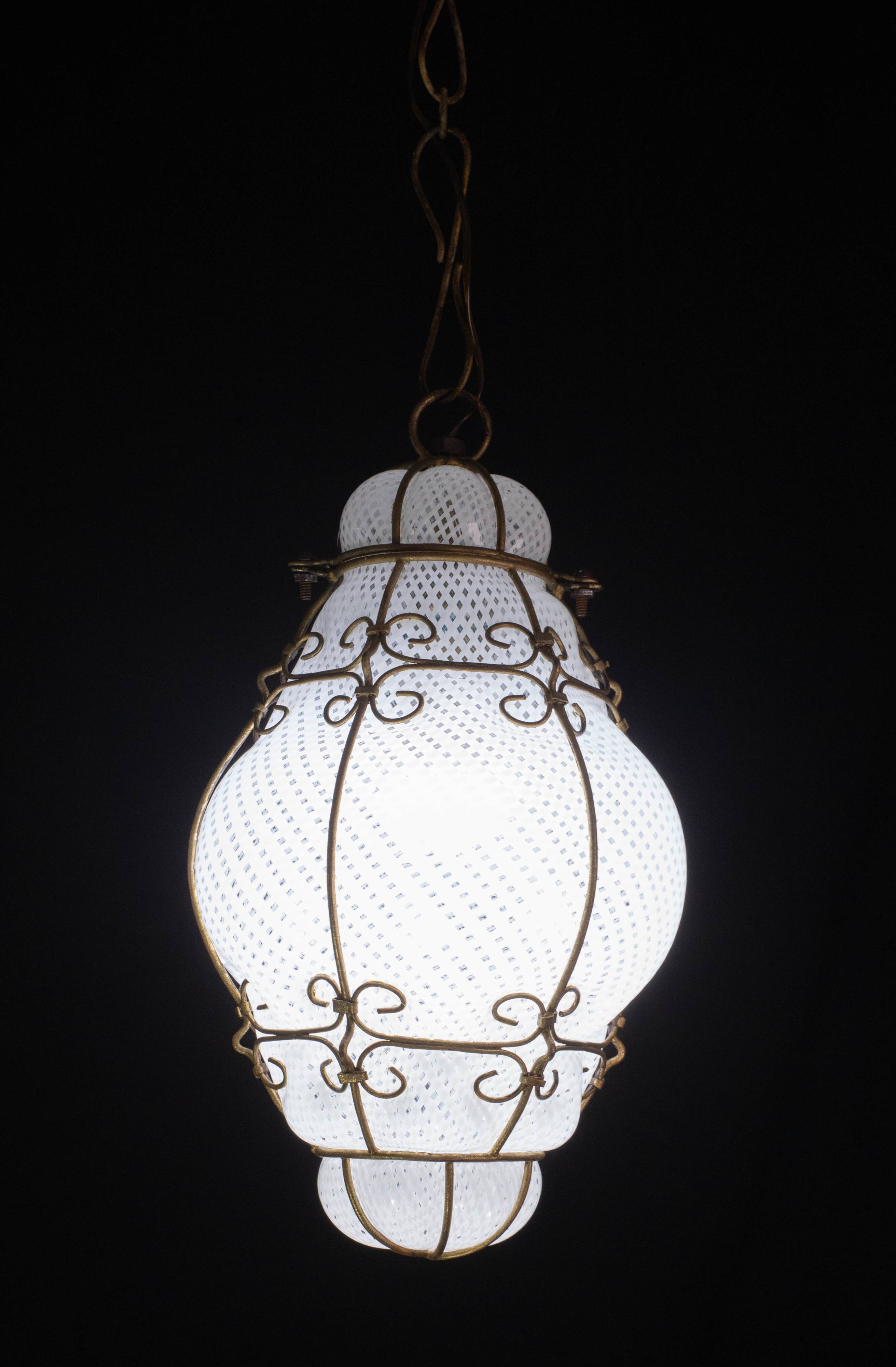 Extraordinary Venetian Lantern in Murano Reticello Glass, 1940s