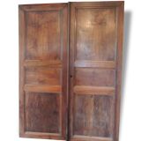 Portes d'armoire ancienne en noyer