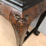 Slope office with asian decorations from the 1950s