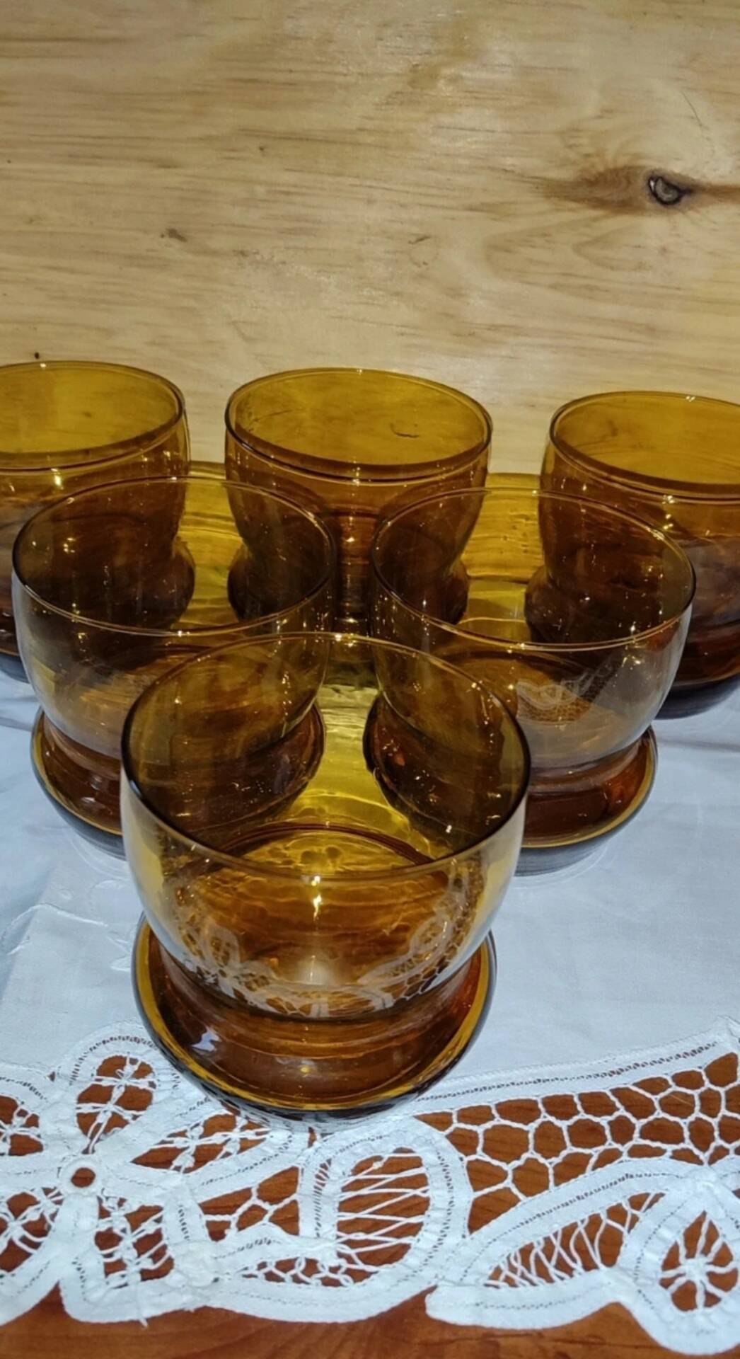 Set of 6 amber glasses from the 70s.