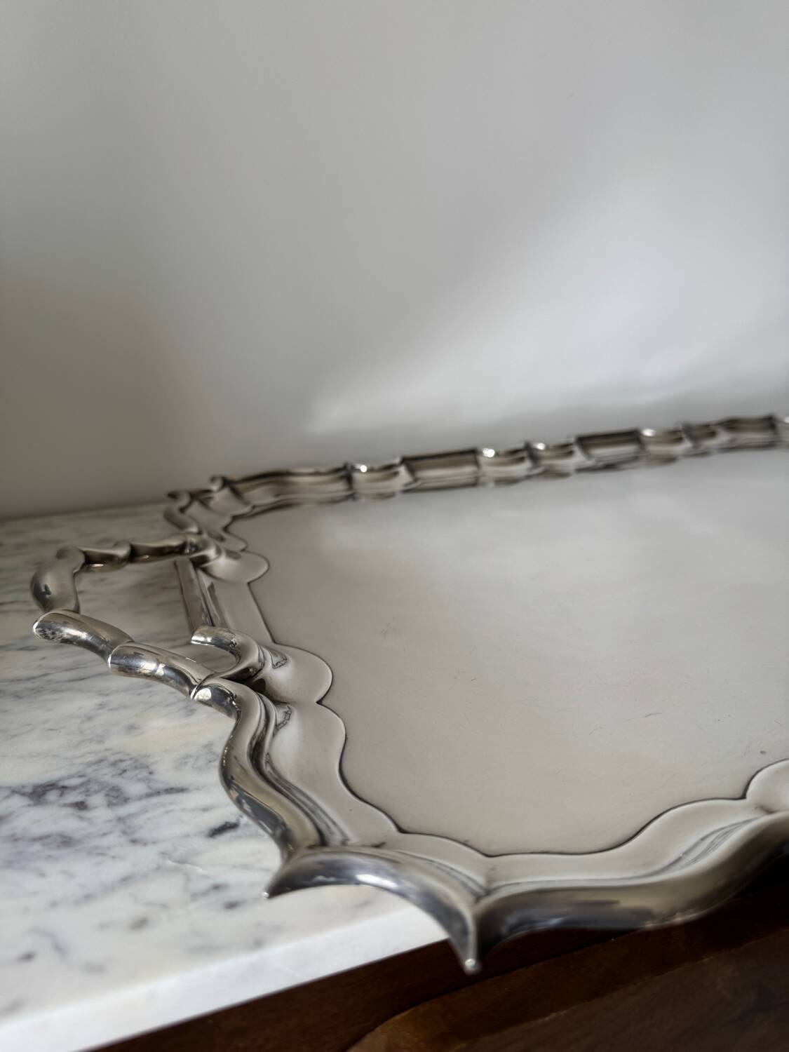 Plateau en argent massif – Thomas Bradbury & Sons – 1896 – 3950gr