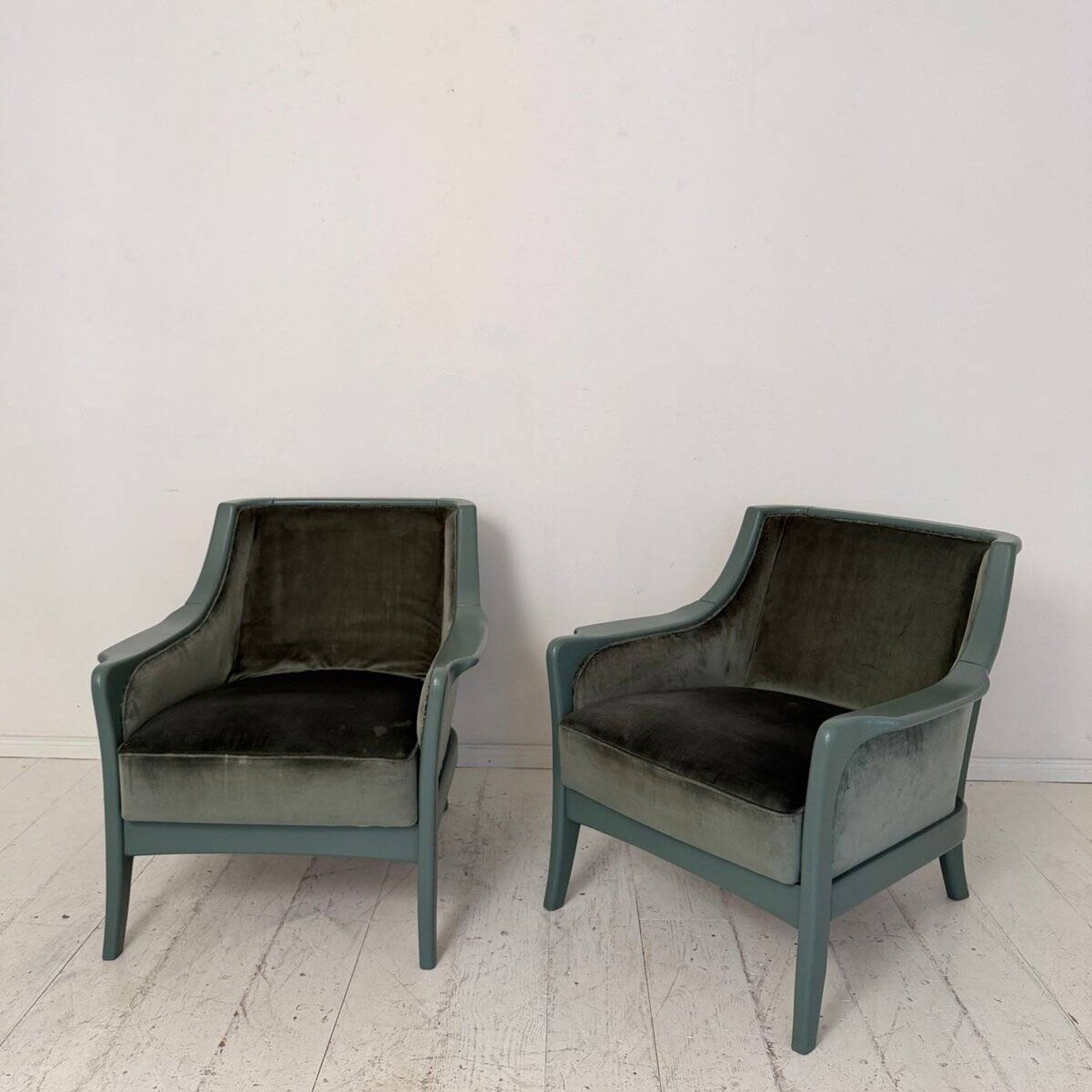 Pair Lounge Chairs in green velvet and lacquered wood, France, 1950