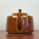 Danish studio pottery teapot from the mid-century by Søholm, 1960s.