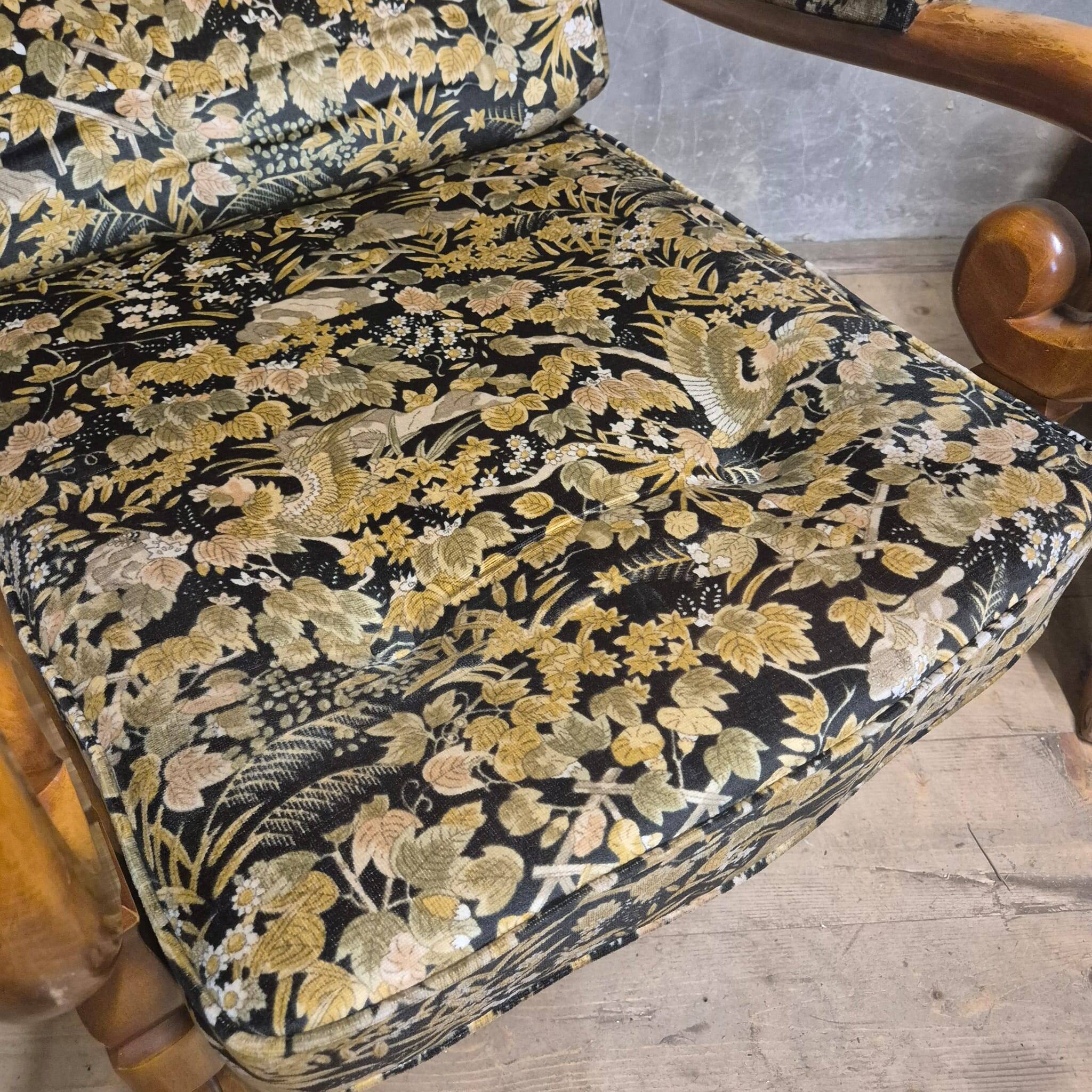 Pair of Wooden Armchairs with Curved Arms, Czechoslovakia, 1940s–1950s