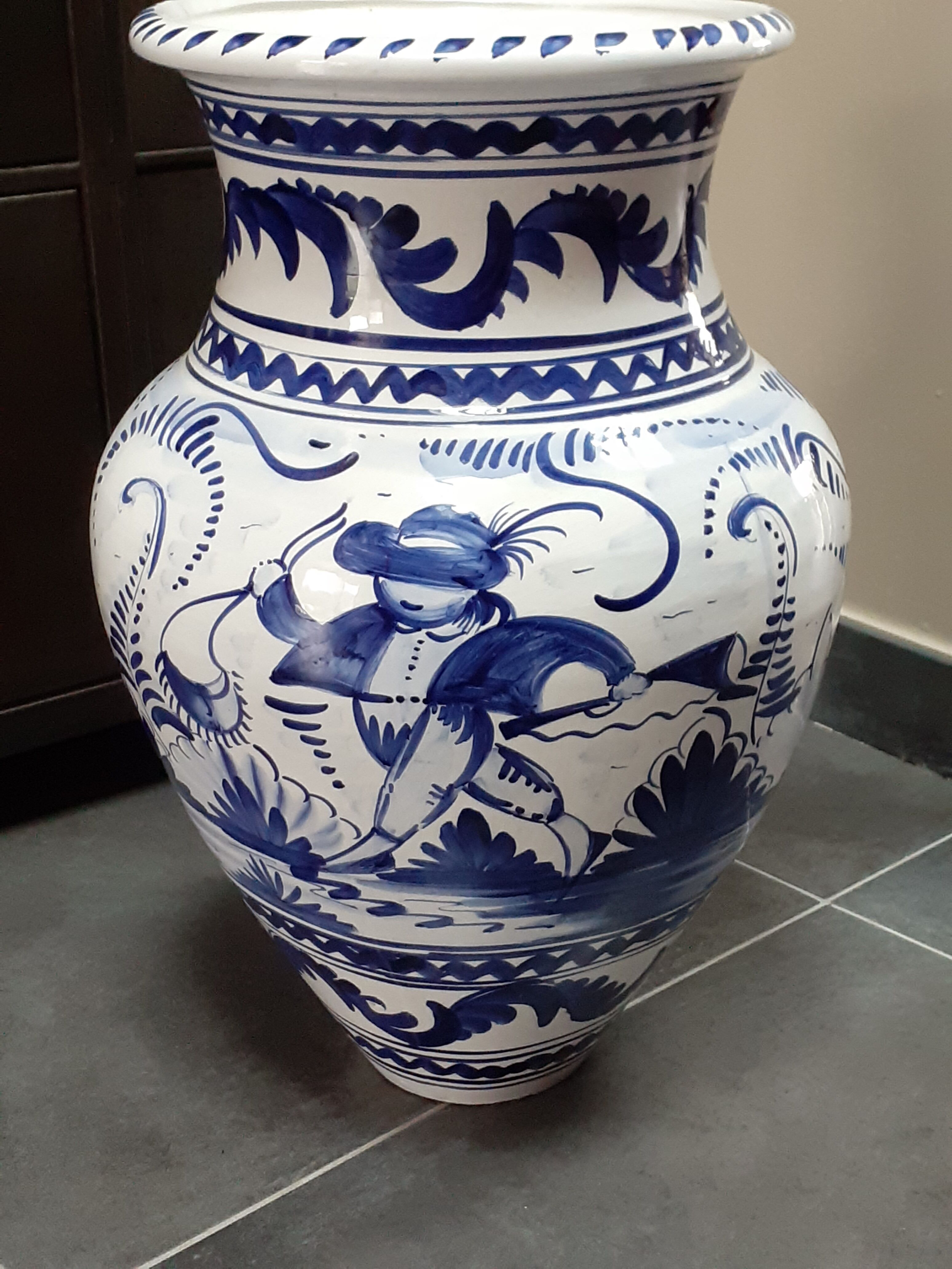 Potiche vase