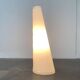 Lampe sur pied cône italienne postmoderne d'Emporium