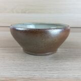 2 small stoneware bowls