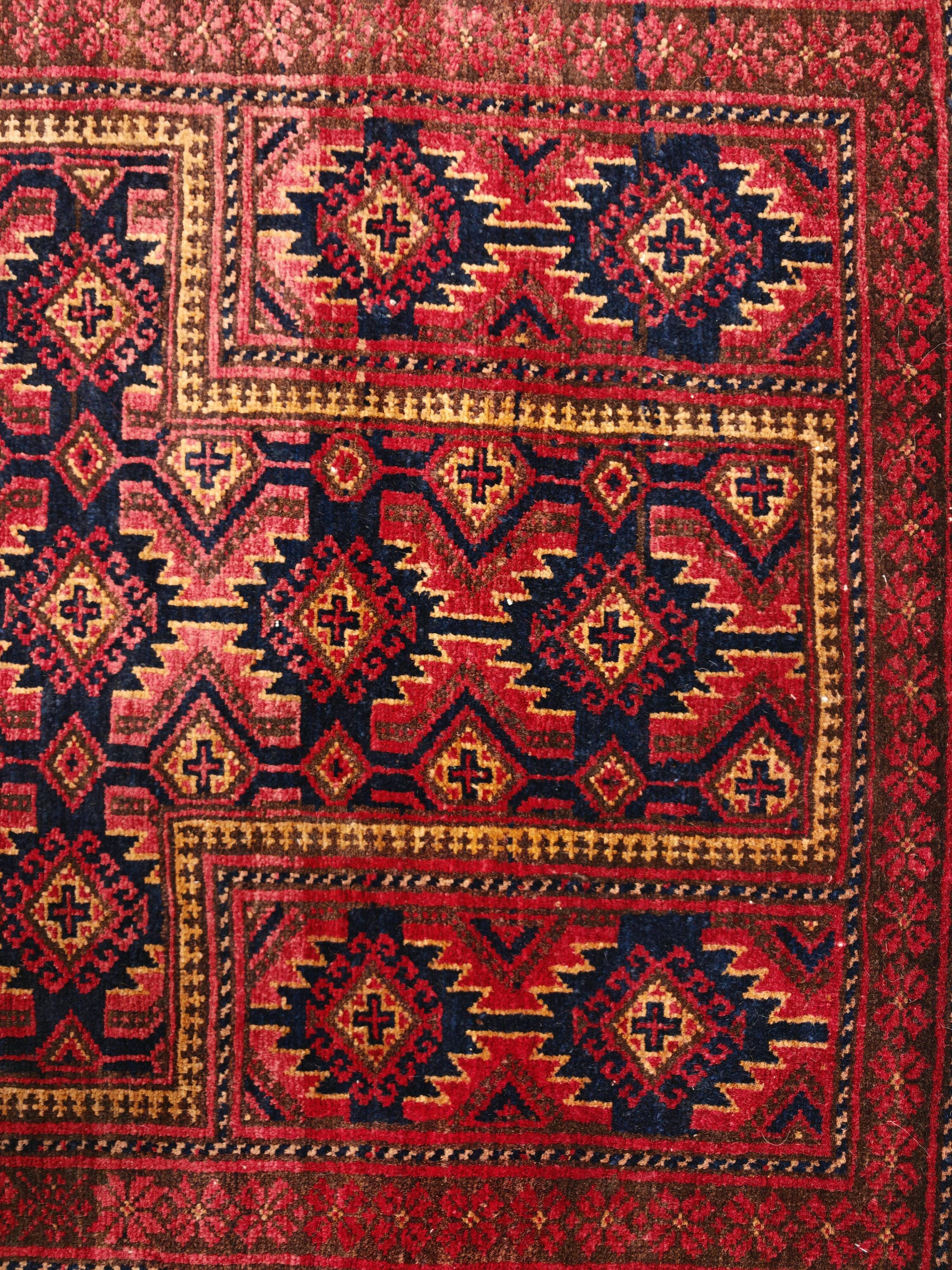 Vintage Baluch prayer rug in wool, Afghanistan 1940s.