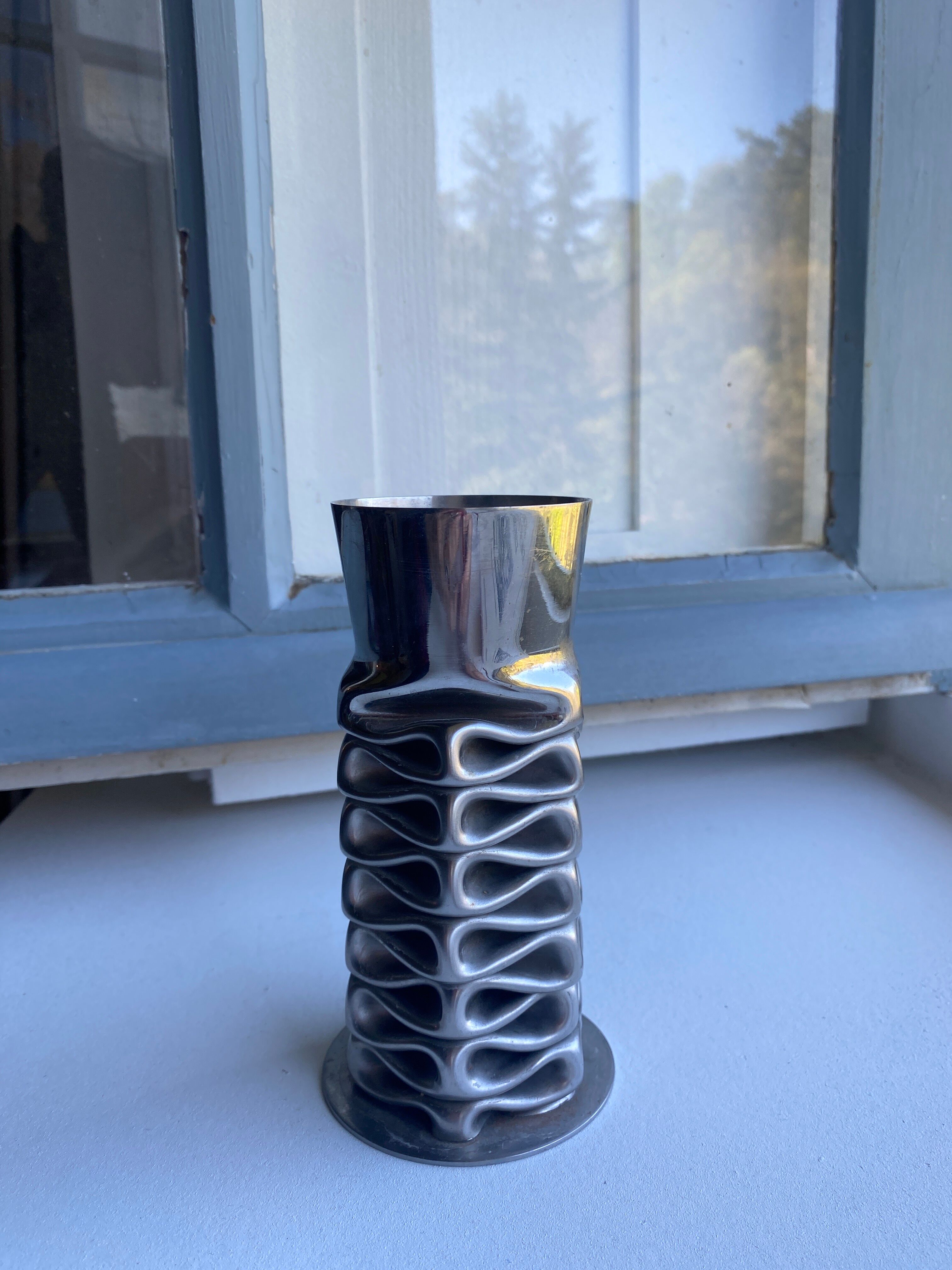 Metal vase