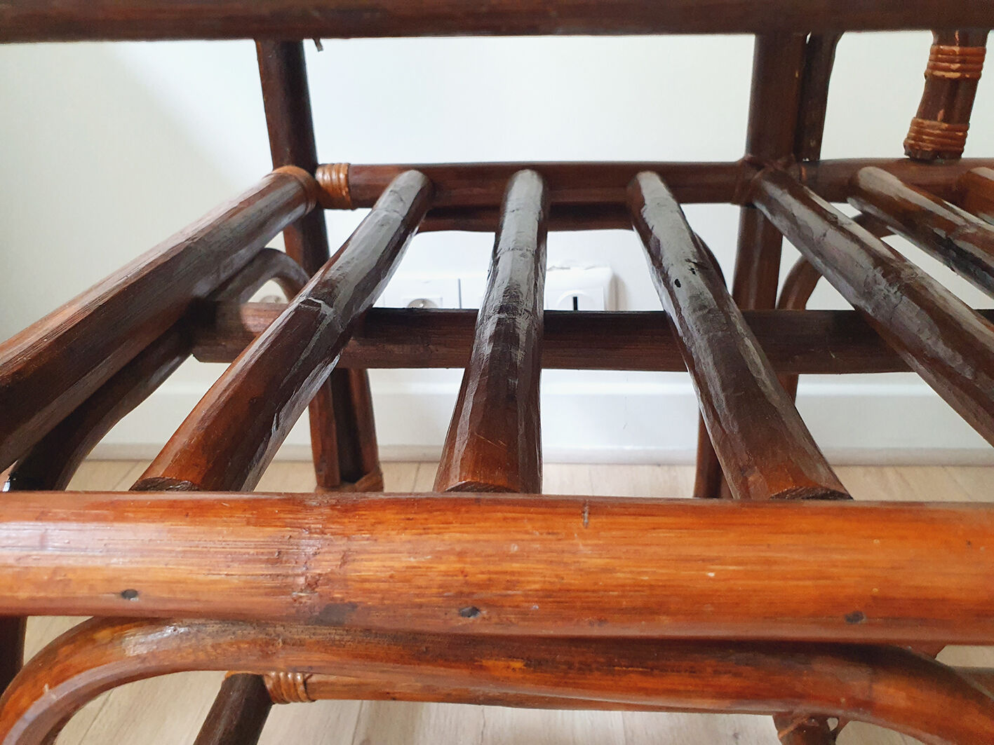 Fauteuil avec tablette en rotin & bambou - vintage