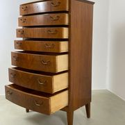 Danish tallboy chest of drawers Kvalitet mobelfabrik brdr. 1940s