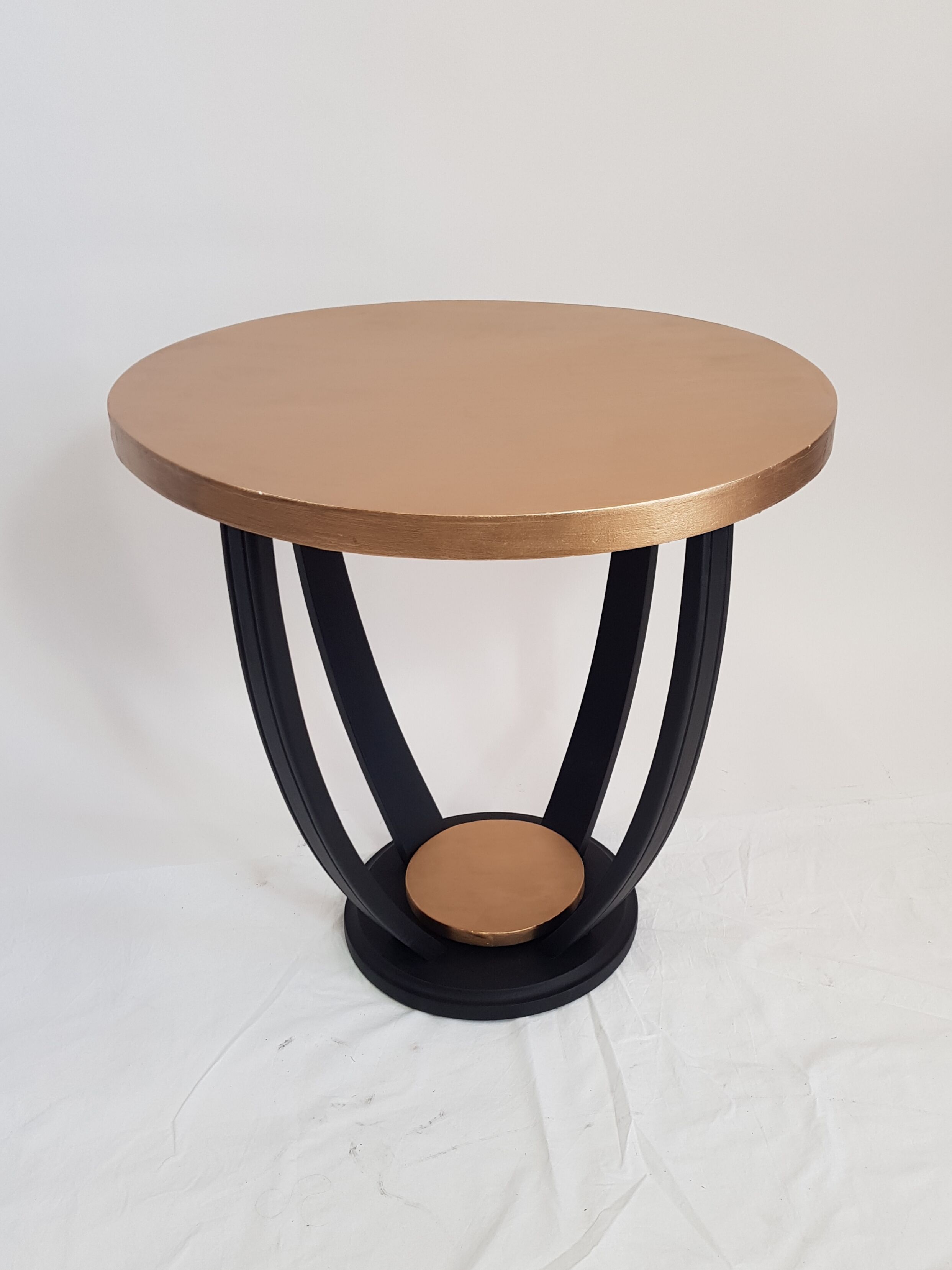Art Deco coffee table pedestal table