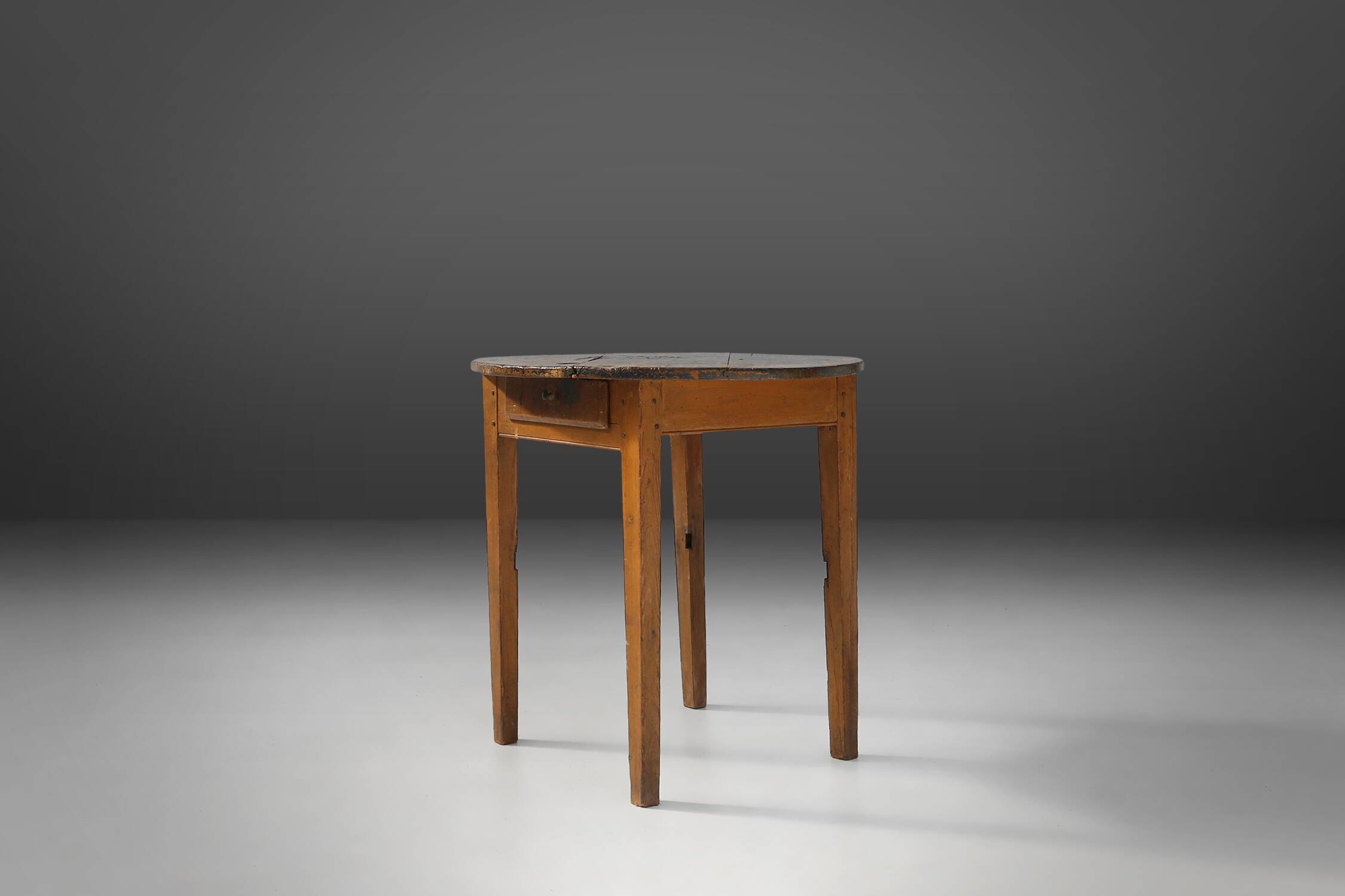 French round sidetable in oak with blue top and beautiful patina, ca. 1850