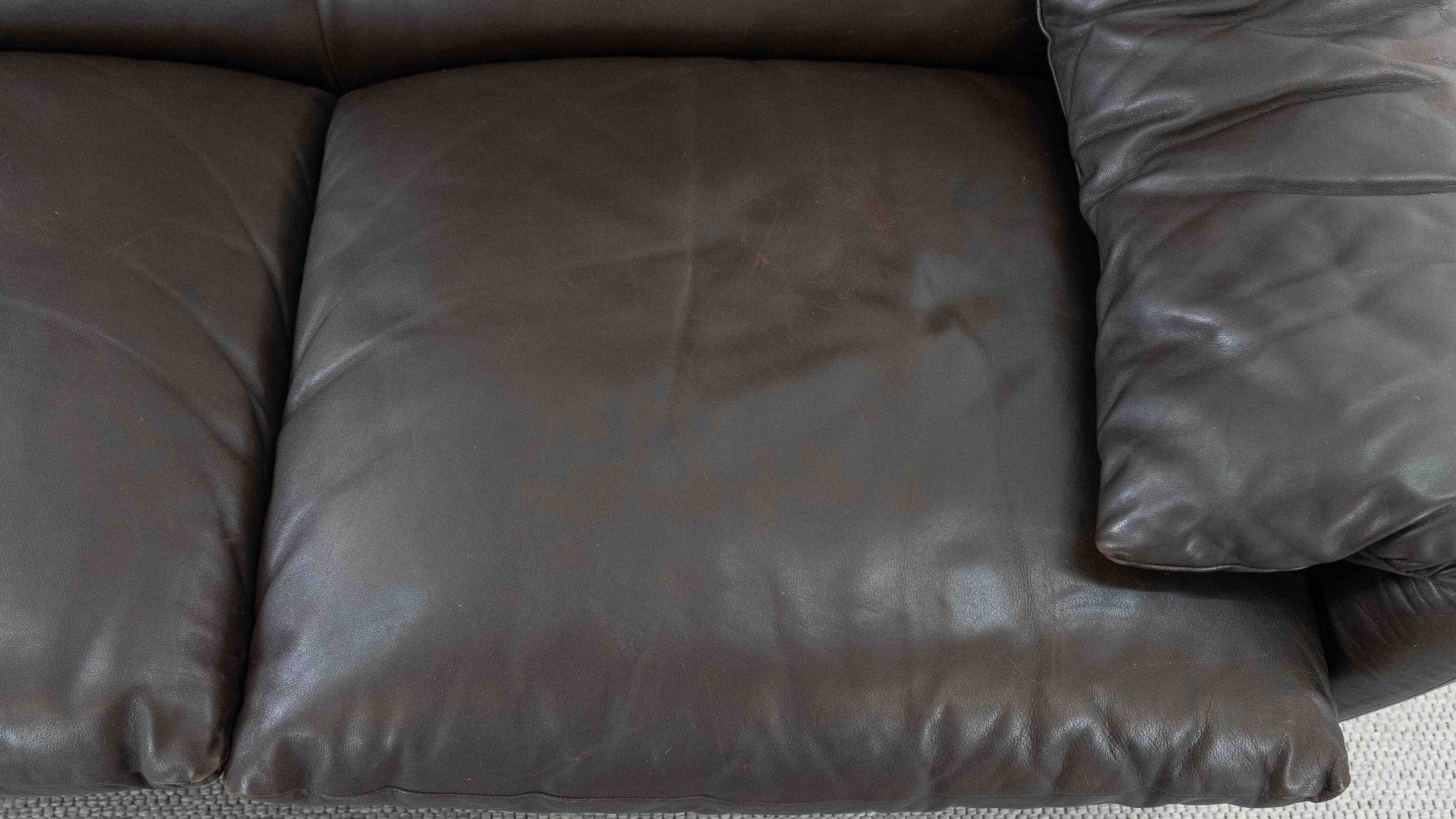 Brown leather 2-seater sofa Cassina Maralunga by Vico Magistretti