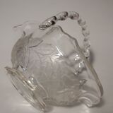 Transparent and translucent glass basket