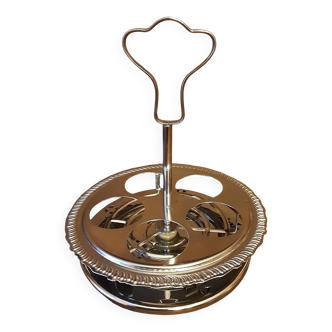 Metal plate for eggs