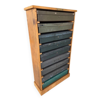 Cardboard maker's furniture