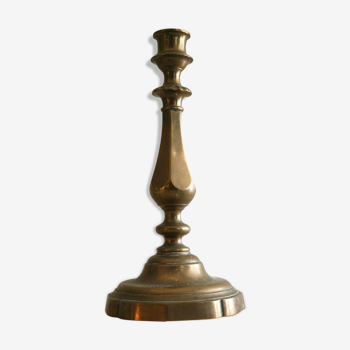 Metal candlestick candlestick