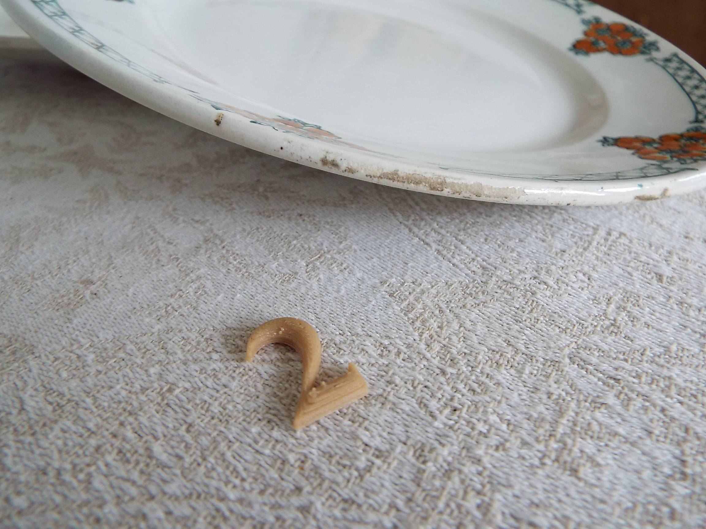 5 assiettes plates terre de fer Moulin des Loups Aubépine