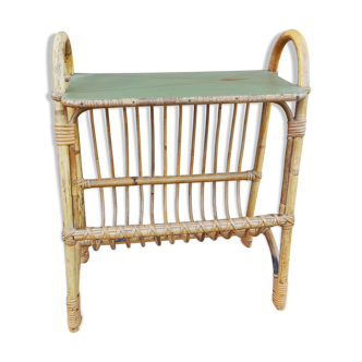Ratin magazine holder