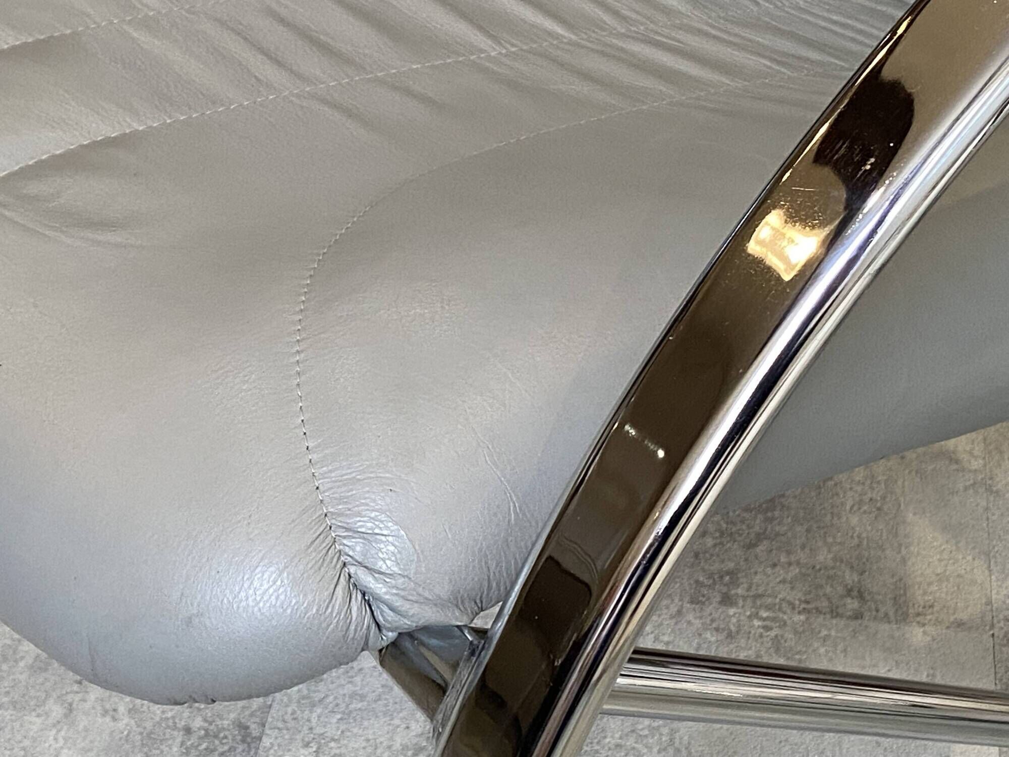 Pair of Souvignet armchairs, grey leather, chrome, 1980.